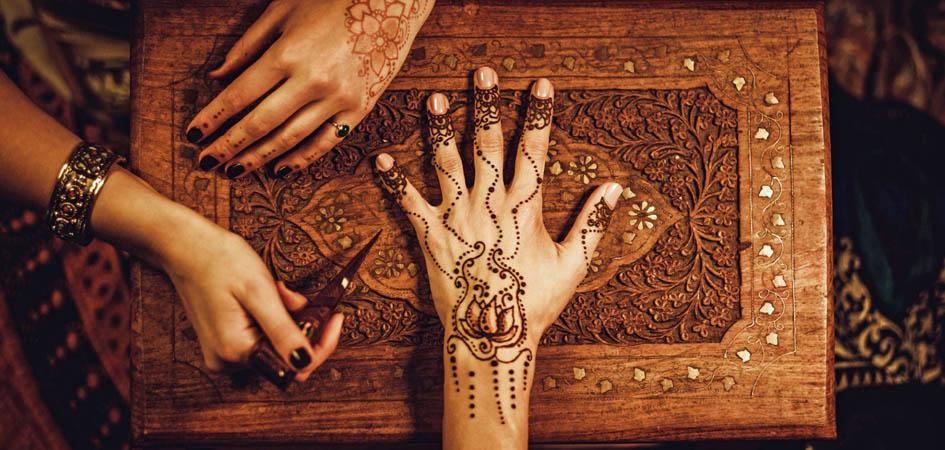 Henna In Dubai Henna Tattoo Henna And The Arab Tradition