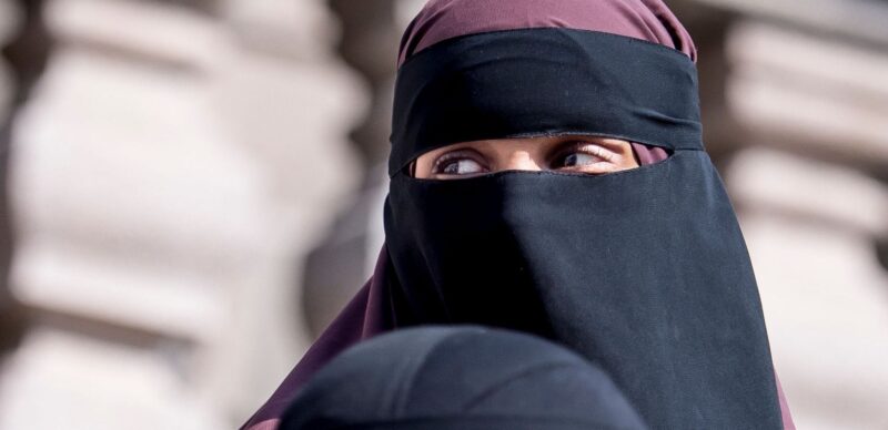 Burqa - The Emirati Women Clothing