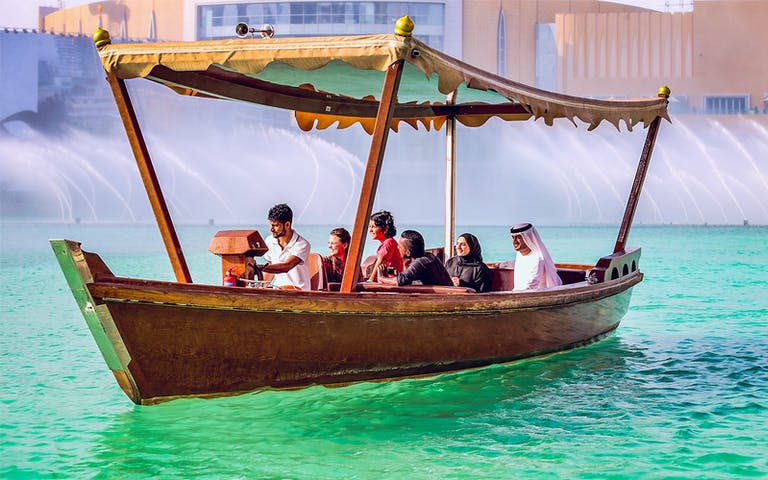 Dubai Fountain Lake Ride