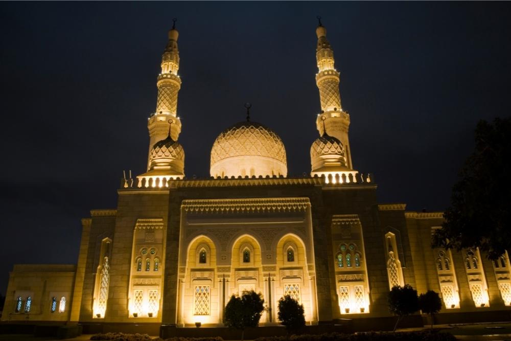 Jumeirah Mosque dubai at night