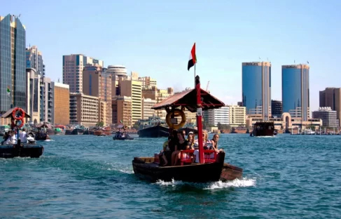 Abra Water Taxi in Dubai